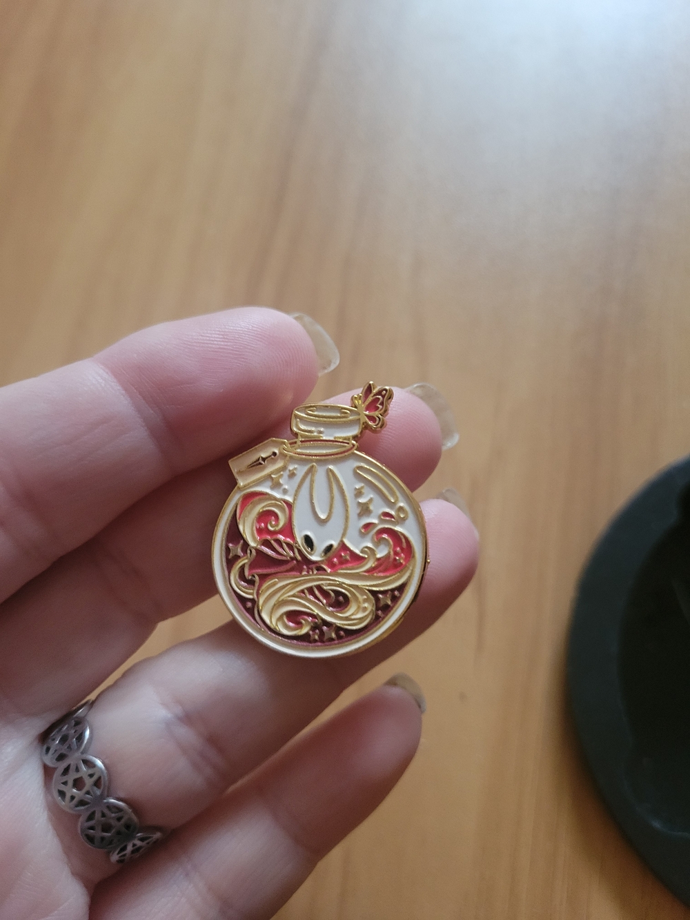 👻BUY 1 GET 1 FREE👻Gold-Tone Red Hornet Enamel Decorative Brooch -